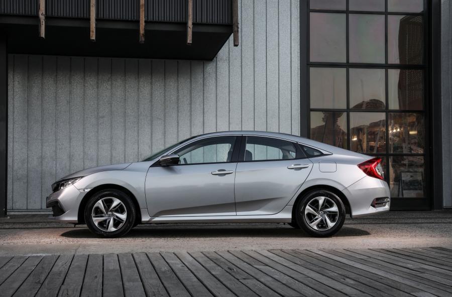  Honda Civic VTi Sedan (FC) 2019 года  (AU) (фото 31 из 35)